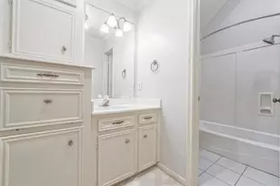 18226 Vinland Dr, Houston, TX 77058 - Photo 17