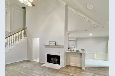 18226 Vinland Drive, Houston, TX 77058 - Photo 5