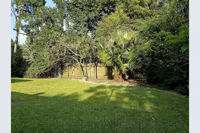 1126 Wisterwood Drive, Houston, TX 77043 - Photo 17