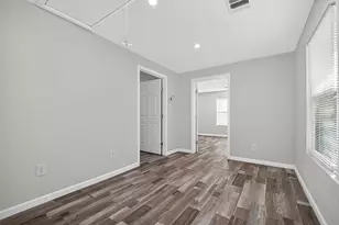 408 W Donovan St, Houston, TX 77091 - Photo 21