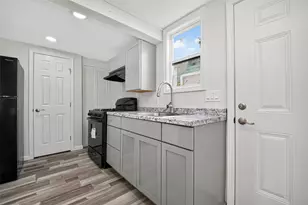 408 W Donovan St, Houston, TX 77091 - Photo 15