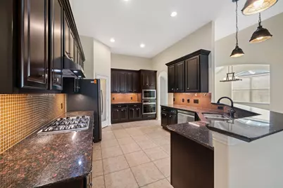 107 Bella Sole, Shenandoah, TX 77381 - Photo 5
