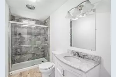 9 Manor Way, Galveston, TX 77550 - Photo 11