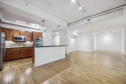 1901 Post Oak Boulevard #204, Houston, TX 77056 - Photo 3