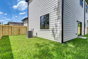 6801 Apollo St, Houston, TX 77091 - Photo 25
