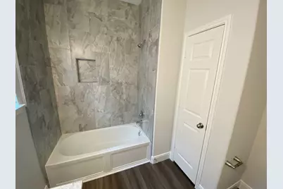 8214 Parker Drive #A, Houston, TX 77078 - Photo 9