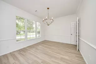 7130 Glenwood Dr, Sugar Land, TX 77479 - Photo 7