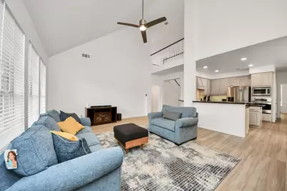 7130 Glenwood Dr, Sugar Land, TX 77479 - Photo 19