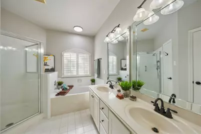 2351 Summit Way Court, Kingwood, TX 77339 - Photo 15