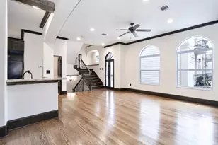 1241 W 24th St, Houston, TX 77008 - Photo 11