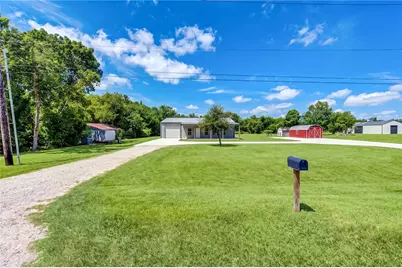 2518 Main Street, Liverpool, TX 77577 - Photo 3