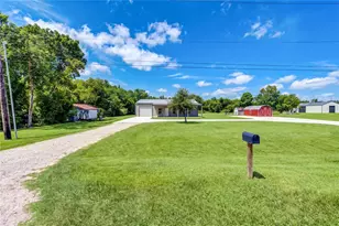 2518 Main St, Liverpool, TX 77577 - Photo 3