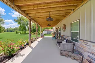 2518 Main St, Liverpool, TX 77577 - Photo 5