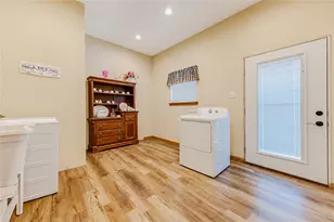 2518 Main St, Liverpool, TX 77577 - Photo 21