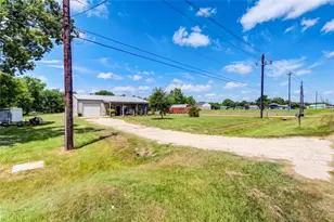 2518 Main St, Liverpool, TX 77577 - Photo 43