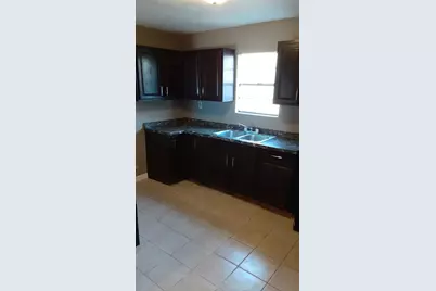 3718 Avenue M 1/2, Galveston, TX 77550 - Photo 15