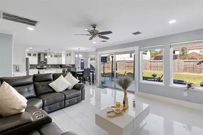 405 Mystic Trail Loop, Houston, TX 77339 - Photo 15