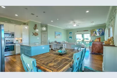 13231 Jolly Roger Drive, Freeport, TX 77541 - Photo 7