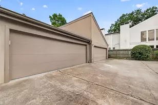 1201 Bering Dr, Houston, TX 77057 - Photo 27