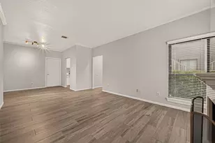 1201 Bering Dr, Houston, TX 77057 - Photo 5