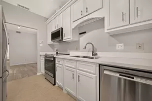 1201 Bering Dr, Houston, TX 77057 - Photo 11