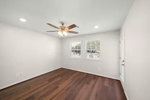 4023 Breakwood Dr, Houston, TX 77025 - Photo 29