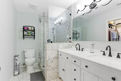 2 Wild Oak Circle, Houston, TX 77055 - Photo 19