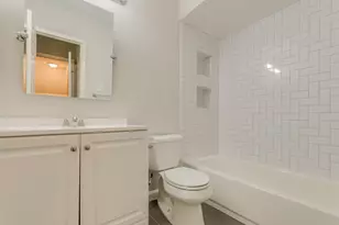 742 Memorial Mews St, Houston, TX 77079 - Photo 15