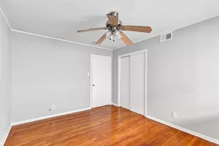 8706 Ferris Dr, Houston, TX 77096 - Photo 15