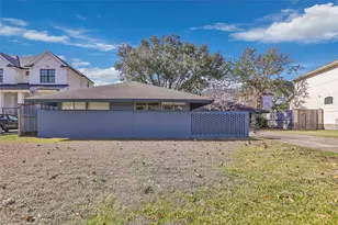 8706 Ferris Dr, Houston, TX 77096 - Photo 25