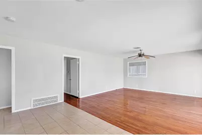 8706 Ferris Drive, Houston, TX 77096 - Photo 5