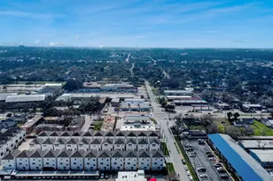 8320 Brecha Ln, Houston, TX 77055 - Photo 35