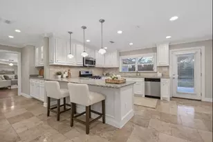 5323 Briarbend Dr, Houston, TX 77096 - Photo 1