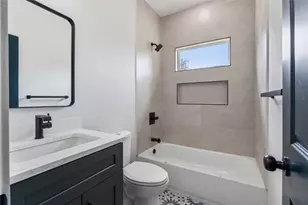 1615 Dolly Wright St, Houston, TX 77088 - Photo 5