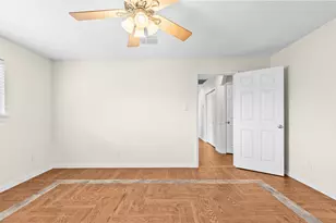 15318 Colwyn Ln, Houston, TX 77040 - Photo 19