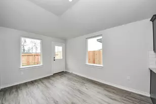 18728 Loom dr, Conroe, TX 77306 - Photo 19