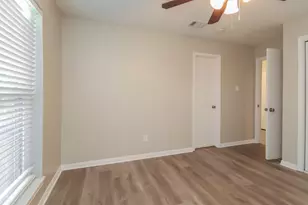 8506 Deer Meadow Dr, Houston, TX 77071 - Photo 13