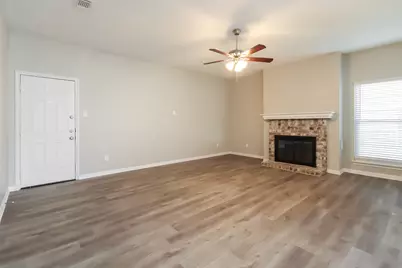 8506 Deer Meadow Drive, Houston, TX 77071 - Photo 3