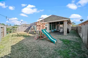 2611 Winding Creek Way, Conroe, TX 77385 - Photo 17