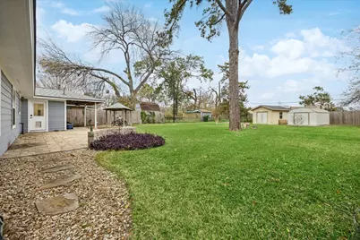 4718 Blanton Boulevard, Houston, TX 77092 - Photo 27