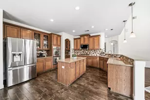 17610 Strackfield Ln, Tomball, TX 77377 - Photo 11
