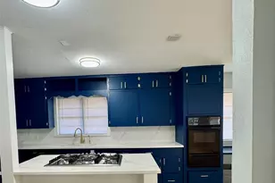 1701 Gillette St, Baytown, TX 77520 - Photo 5