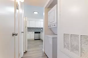 12232 Bob White Dr, Houston, TX 77035 - Photo 41