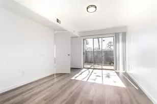 12232 Bob White Dr, Houston, TX 77035 - Photo 21