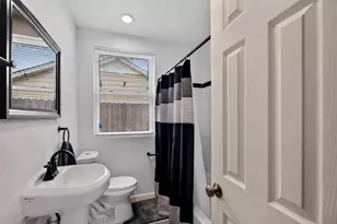 3863 Arbor St, Houston, TX 77004 - Photo 29
