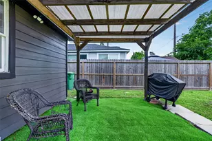 3863 Arbor St, Houston, TX 77004 - Photo 35
