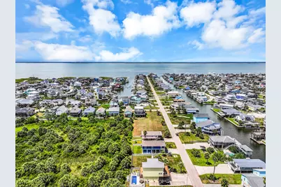4126 Nueces Drive, Galveston, TX 77554 - Photo 11