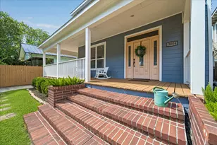 3004 Garrow St, Houston, TX 77003 - Photo 9