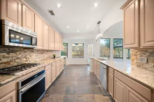 310 Cedar Lake Dr, League City, TX 77573 - Photo 11