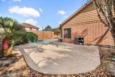 310 Cedar Lake Drive, League City, TX 77573 - Photo 35